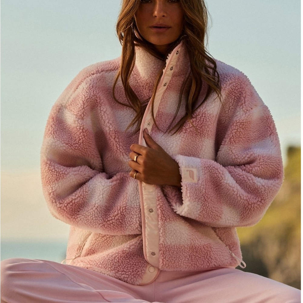 Tahoe teddy jacket NWT